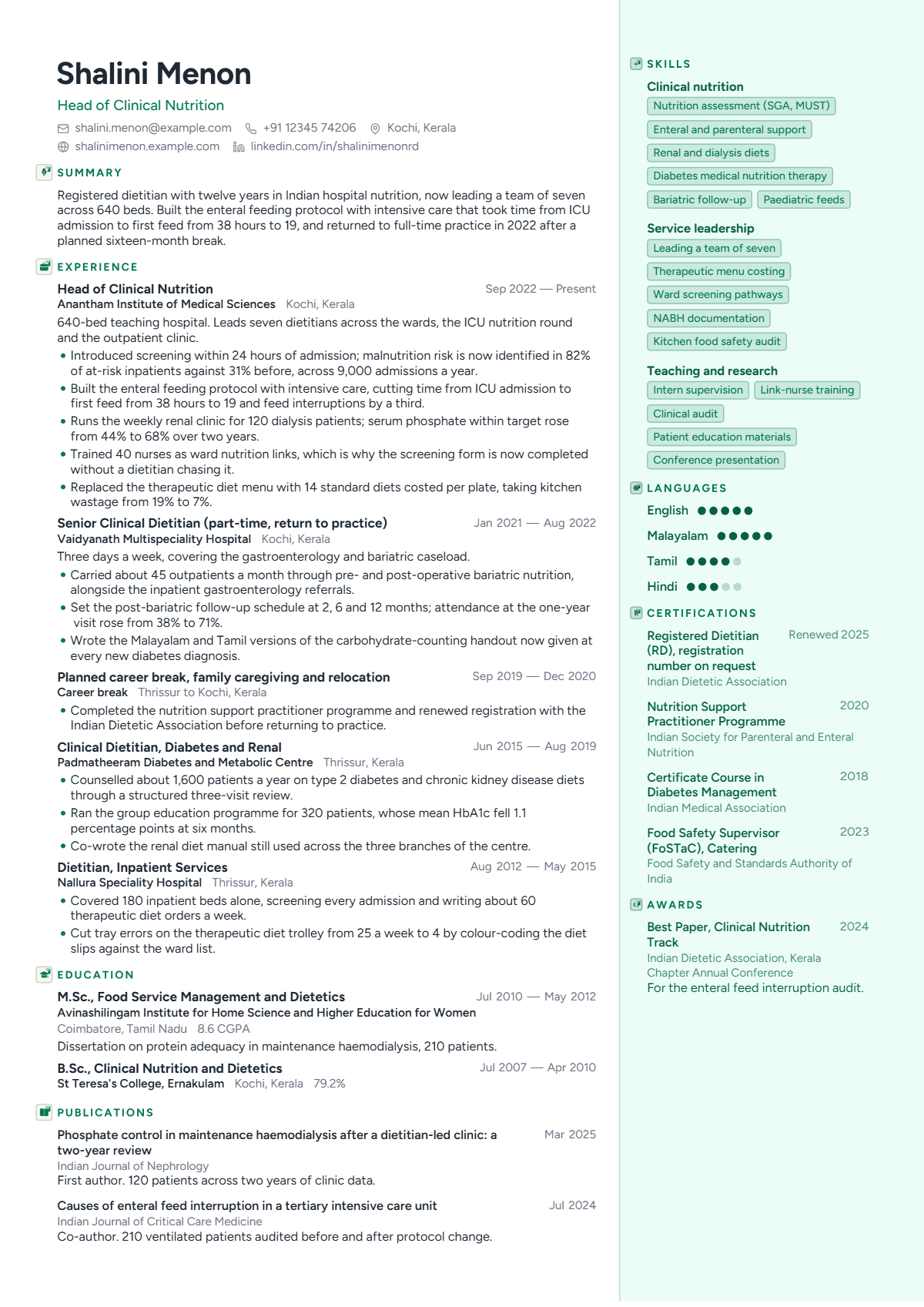 Clinical Dietitian (Head of Nutrition) résumé example — senior, written for India, set in the Verdant design